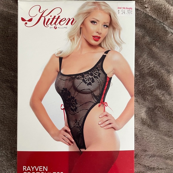 Brand New In Box Rayven Crotchless Lace Teddy - Picture 1 of 2